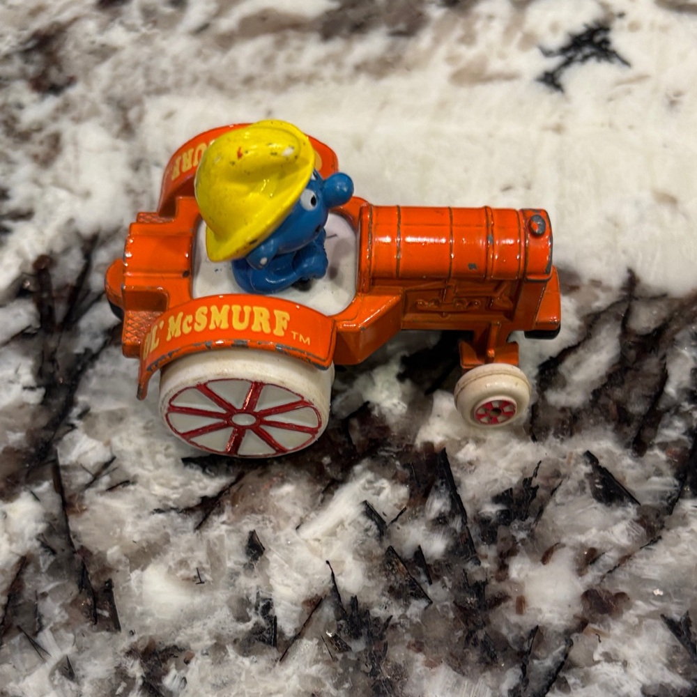 Smurf Pilot Biplane & Farmer Tractor Toy Set - Yellow & Orange - Picture 6 of 8